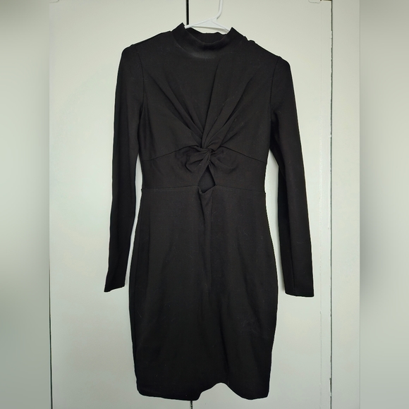 Black long sleeve twist cut out stretch dress (M) - Picture 5 of 5